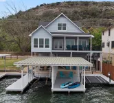 Sunset Escape LBreathtaking Views + Fun Amenities LPet Friendly - New Flooring