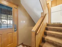 Ski in/Out at Lutsen Mountains. Family-Sized Base Camp, on the Trails in Lutsen! Hotels in Lutsen