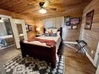 Farmhouse Retreat at Bakers Creek:  Pet-Friendly, Private, Convenient Location