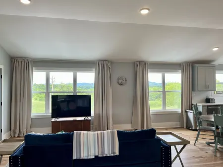 Spacious loft style apartment with gorgeous view