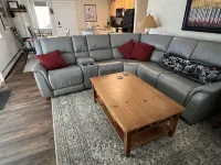 Quiet, 2Bed /2Bath Condo, Hot tub, garage, on bus route 1 mile to slopes