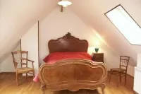 INDEPENDENT HOUSE 'hydrangeas' more than 50 varieties of hydrangeas