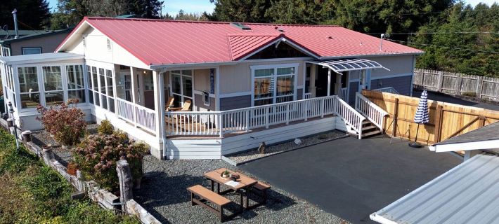 Serene Lake View Retreat Hotels in Coos County
