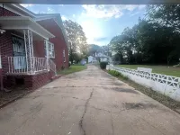 Massive Grenada Brick Home: Perfect for Summer Getaway Close to Downtown