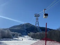 Jay Peak ski on-ski-off condo in the newest buildings directly on the mountain. 재이 호텔