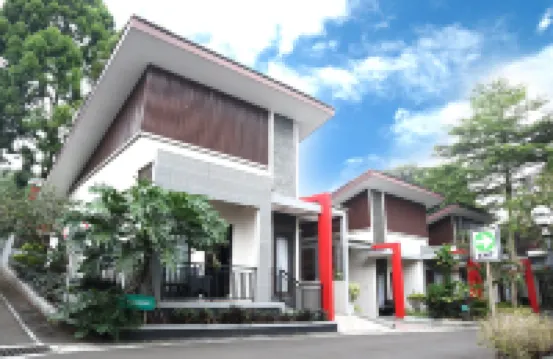 Grand Ussu Hotel & Convention