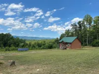 Secluded Romantic Escape near Fairy Stone State Park, Virginia Hotel dekat DeHart Park
