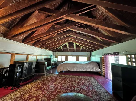 Topanga Japanese Tea House + Private Creek + Mountain Trails.