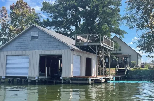 Lakefront Lifestyle you've been dreaming of awaits in this waterfront community. - Kitchens