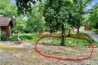 Woodland Retreat with Private Pool and Boat Parking Near Truman Lake