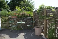 Peaceful rural retreat - w/Parking - close to Mousehole Beaches & Restaurants - جاكوزي