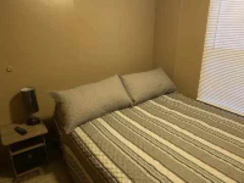 Great location, extremely clean ,half mile from trail heads.