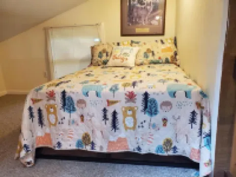 Escape to Western North Carolina, Secluded, But Close to Everything!