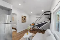 🌅 Modern, Trendy 4BD & 3BA house with great amenities 🌉🎆 Hotels near Toyota Pavilion at Concord