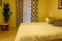 Lovely 4-bedroom house in downtown of The Woodlands