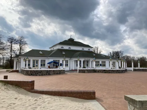 Vacation apartment on the Szczecin Lagoon with garden and terrace Hotels in Ueckermünde