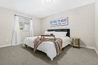 Higgins Hideout *3 minute drive to the beach*