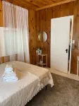 Glamorous cottage-glamping at Sebago Lake
