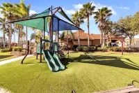 Wonderful 6 bedrooms home just 7 miles from Disney