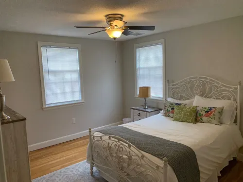 Newly renovated...3 Bed/2 Bath close to Boston, Gillette Stadium & trains.