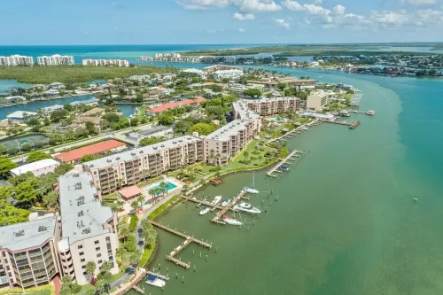 Marco Island Views - 4th floor - Sunrises overlooking Marco River/Jolley Bridge