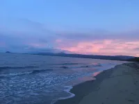 Coco Beach Villa - Tropical Beachfront Haven