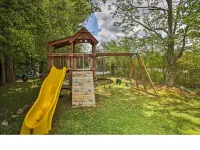 Ridgetop Retreat! 16 miles from Nashville. Quiet property on a dead end street.