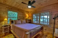 The Cabin at Snail Trail | Hot Tub | Amazing Views