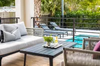 THE TERRANOVA, Heated Pool, 10 Min to 5th Ave/Beach5 min to US Open Pickleball - مسبح خاص
