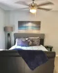 Beach & Downtown with Pool