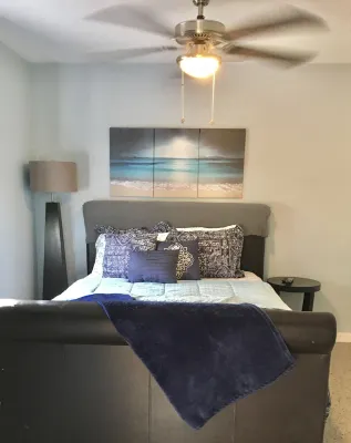 Beach & Downtown with Pool Hotels near Delray Beach Tri Rail Station