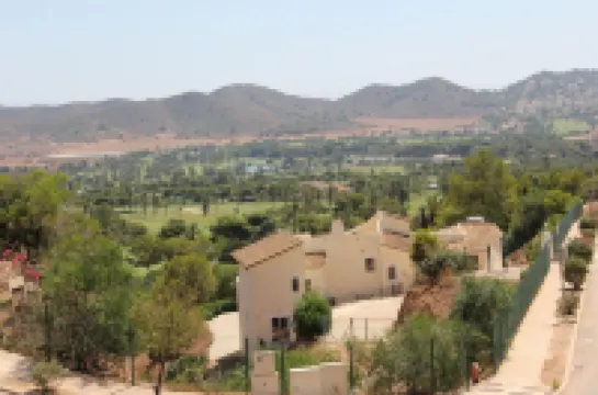 Beautiful Detached Spacious Villa, Amazing views, Private Heated Pool, WiFi, A/C