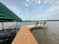 Beautiful Lake home w/hot tub, & 270 ft Lake Shore!