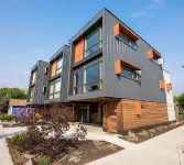 Hot Tub and Rooftop Patio- Walk to Downtown!