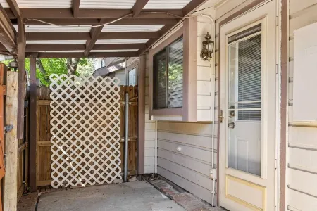 Cozy home 10 min from AT&T stadium Отели рядом с достопримечательностью «Университет Техас в Арлингтон»