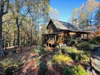 Rest & Relaxation in Remote Cabin on 10 Acres