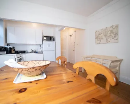Cozy apartment in beautiful midtown Hoboken! โรงแรมในโฮโบเคน
