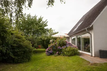 Alleinstehendes Haus mit Garten und Terrasse in Strandnähe