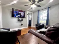 Tiny House w/ 1st Class Amenities- 12 Min to CLT Hotels in Mount Holly