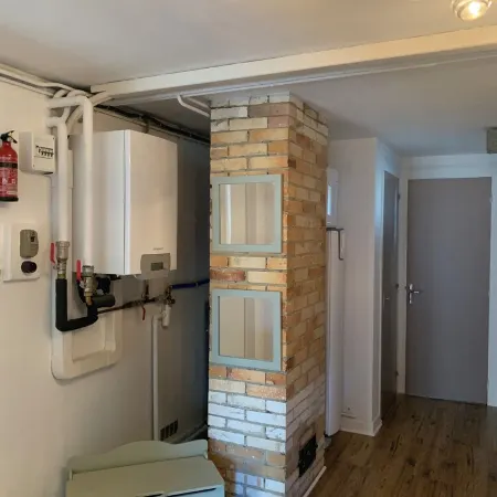 Ground Floor Flat with Garden -  Furnished Holiday Home- All Comforts - Wifi