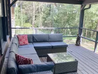 Cedarwood Lake House Hotels in Stephens County