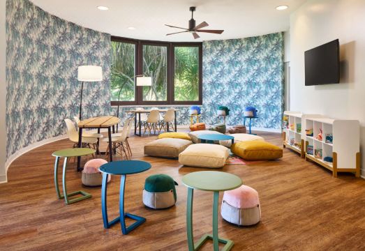 Outrigger Kona Resort Interior