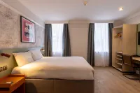 ガーナー リーディング シティ セントル by IHG レディング中央図書館周辺のホテル