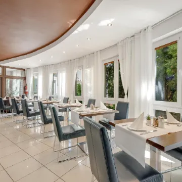 Hotel Antares Отели рядом с достопримечательностью «Славин»