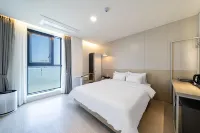 Dangjin Den Stay Hanjinpogu Branch