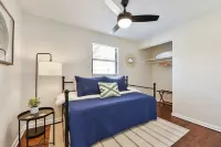 Trendy Jax Home Near Downtown, 30-mins to Beach Hotels near Normandy Square