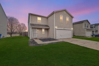Modern Home, Ruoff, Grand Park