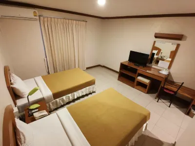 Tonpalm inn Hotels near Wat Tha Manao