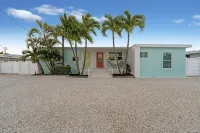 BooKey · Luxury Florida Keys Home in Paradise · Pool,Dockage, Hot Tub, Sleeps 12