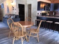 Comfortable Canada Cabin - DIRECT ATV AND SNOWMOBILE TRAIL ACCESS! Hotels in Pittsburg